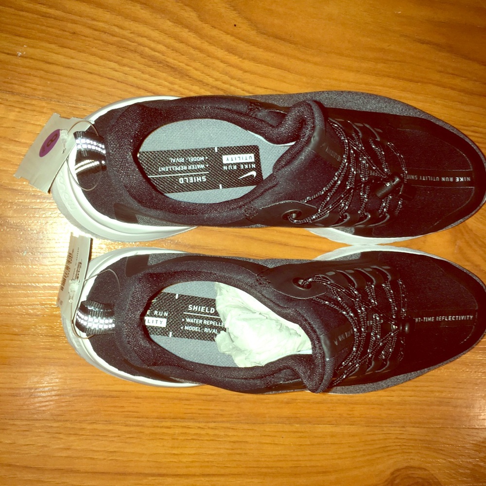 Nike air shoes women